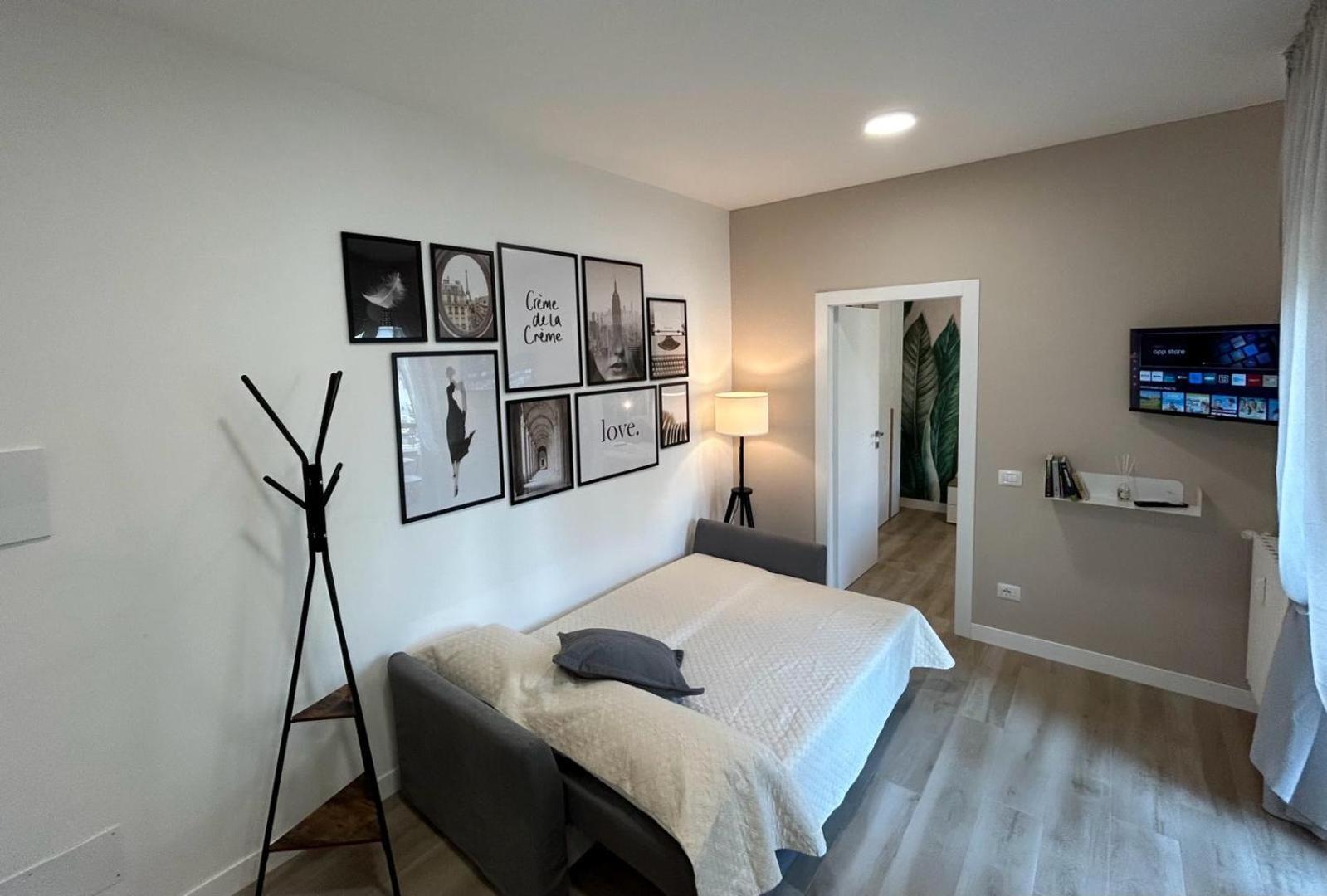 Modern Apartments Mm3 Afforifn Only 15 Min From Duomo Milan Bagian luar foto