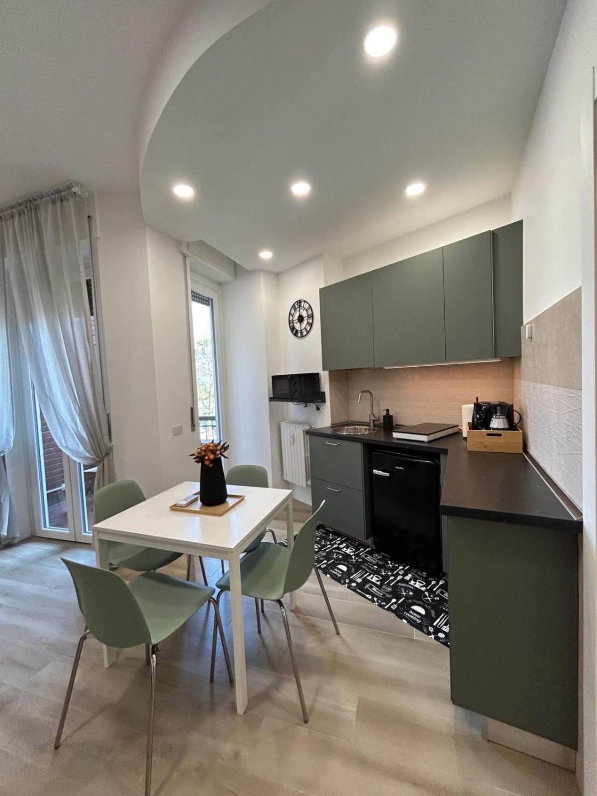 Modern Apartments Mm3 Afforifn Only 15 Min From Duomo Milan Bagian luar foto