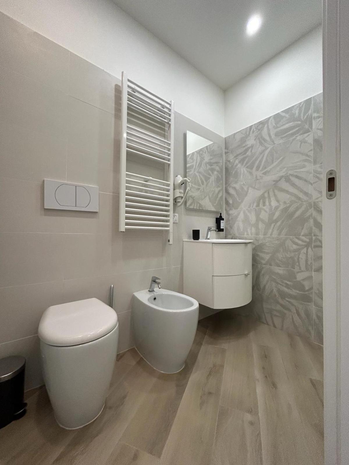 Modern Apartments Mm3 Afforifn Only 15 Min From Duomo Milan Bagian luar foto